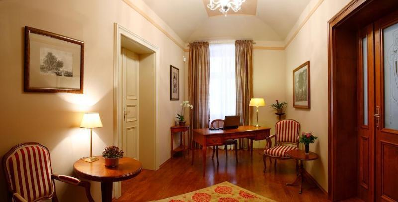 Hunger Wall Residence ปราก ภายนอก รูปภาพ